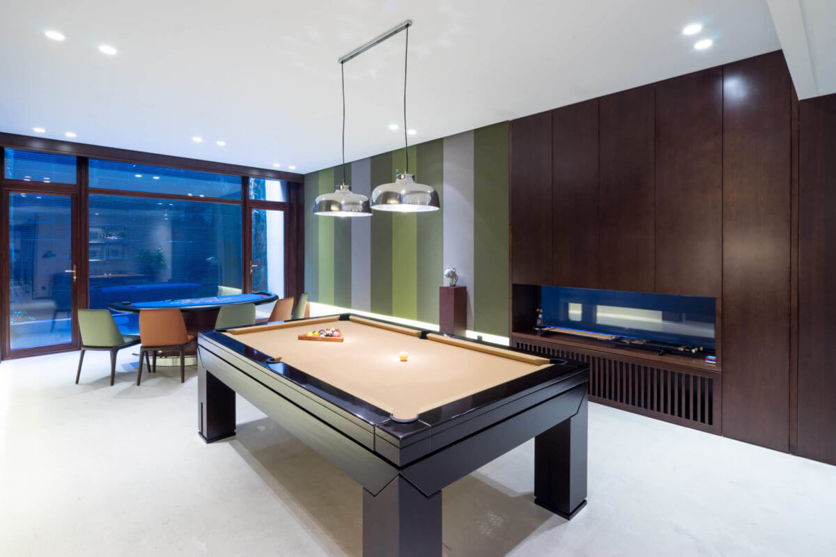 pool table in the room