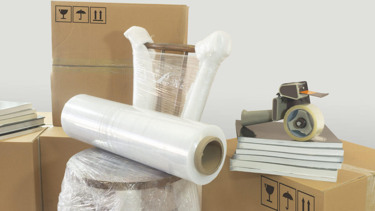 Plastic wrap is a friend of long-distance movers