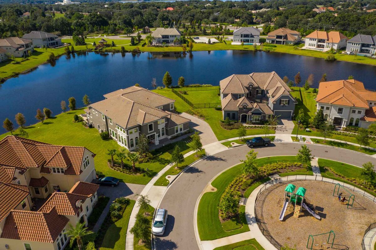 View of luxury homes in Orlando