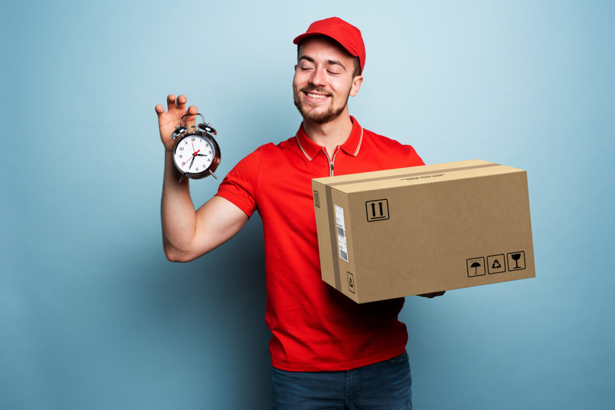 Professional movers in Washington, DC with a clock